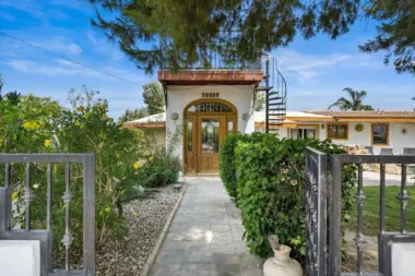 The facilities at Phoenix Rising Recovery in Palm Desert, CA 5